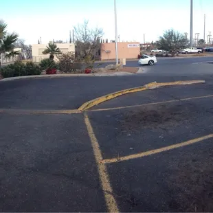 Watch out for the killer curb on the drive out of the drive thru.