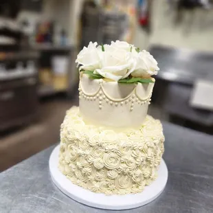a three tiered wedding cake