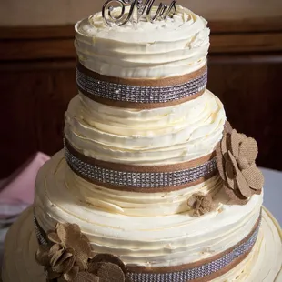 a three tiered wedding cake