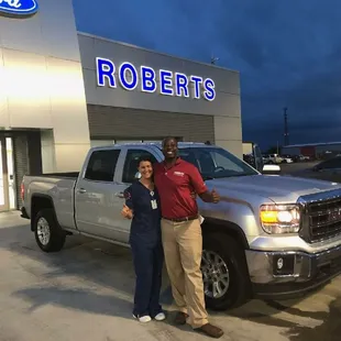 Isn't that truck gorgeous!