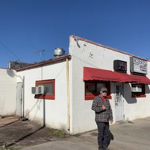 Robert's Grill off Highway 40 @ El Reno, OK.