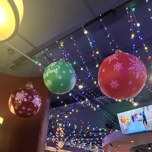 Christmas theme!  Love it!