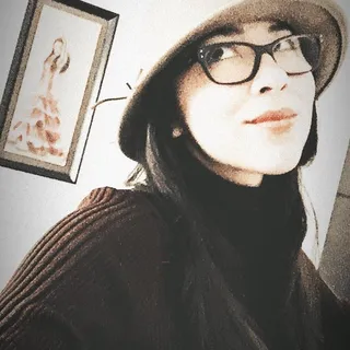 Ariel L.