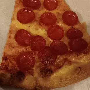 Pizza pepperoni slice