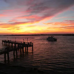 Sunset near Fishing pier at Robert's Point Park