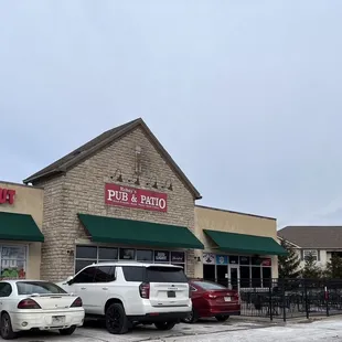 Robey's Sports Pub & Patio