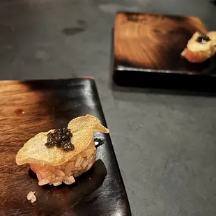 Waste of caviar, all you taste is the potato chip