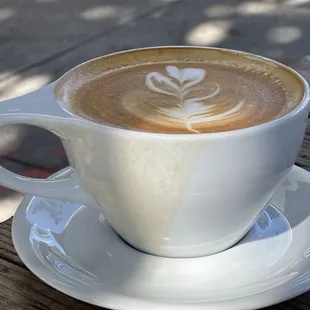 Robins Café, $5.50 Latte, sooo good.