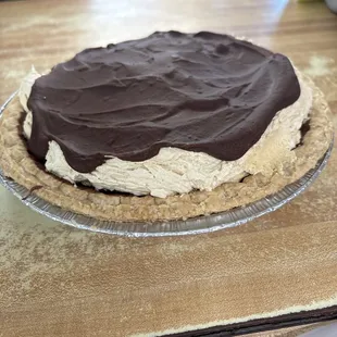 Chocolate peanut butter pie