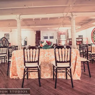 Vintage inspired wedding. Photo by Creation Studios.