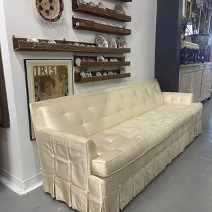 Love this Mid Century Modern Sofa