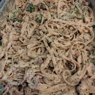 Chicken Alfredo linguini