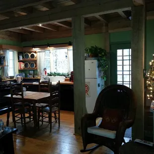 Maybelles Cabin decorated for my Dec. stay, beautiful!