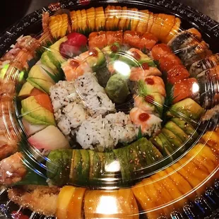 sushi, sushi and sashimi, sashimi, food