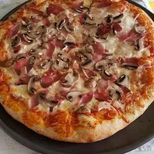 Purchased dough from Rob's Pizza to use for dinner tonight.. worked perfectly! So crisp and the flavor was there!