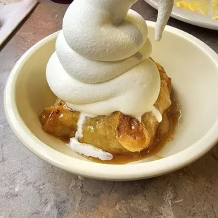 Hot apple turnover with vanilla on top #yum #ReviewsByRL