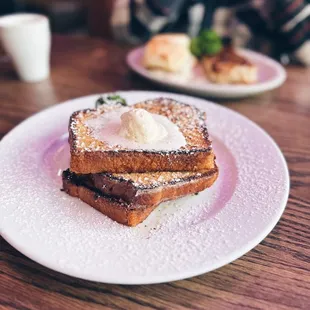 Crème brûlée French toast