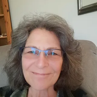 Cindy R.