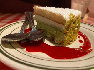 Monjunis Italian Cafe