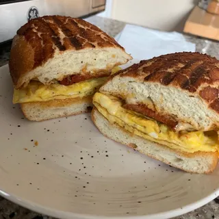 Spicy Eggs Sandwich