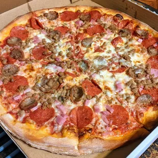 Meat lovers is great, but this is not triple sauce and extra cheese as paid for.