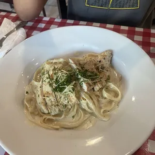 Chicken Fettuccine Alfredo