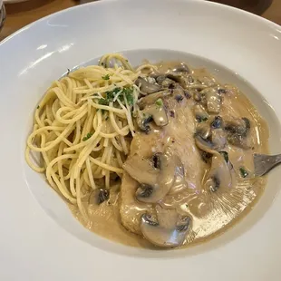 Chicken Marsala! Very good sauce!