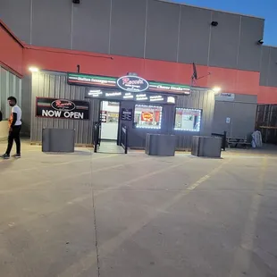 Rocco's Italian sausages &amp; Cheese Steaks