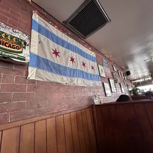 That&apos;s funny to see the Chicago street sign  snow route sign on the wall.