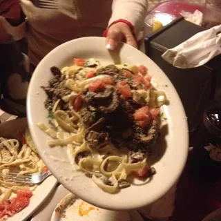 Fettuccine Alfredo