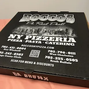 Pizza box