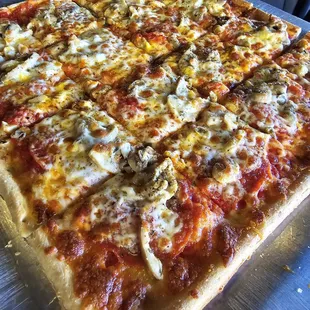 food, pizza