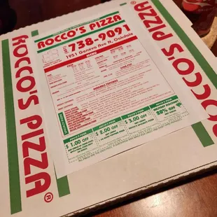 Rocco&apos;s Pizza Oakdale