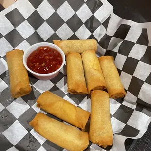 Egg rolls