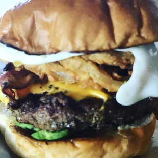 Cruda Burger!