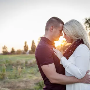 E-Session in Frankfort, KY at sunset framing their love.