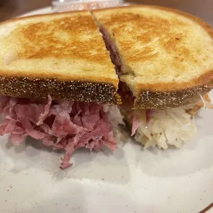 a corned beef sandwich