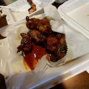 chicken wings and fried chicken, food