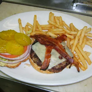 Delicious Bacon Burger at Rochester's Family Restaurant and Sports Bar in Mesa.
