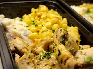 Amor De Familia Catering