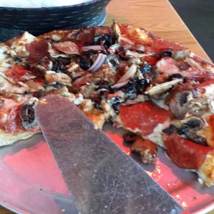 R & B Special Pizza