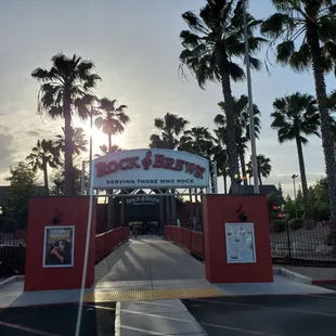 Pretty Entrance