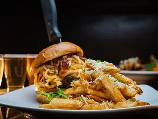 Pete's Restaurant & Brewhouse