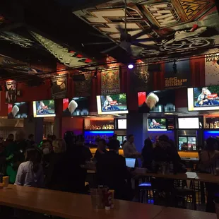 Feature local beers and tons of tvs