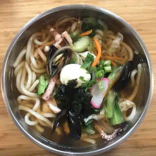 Seafood Udon
