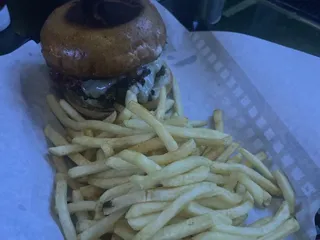 The Gym Tavern - pizza