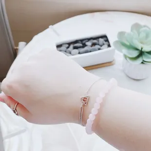 This rose quartz bracelet is definitely high quality. I&apos;ve been using it everyday and it&apos;s still in great condition.