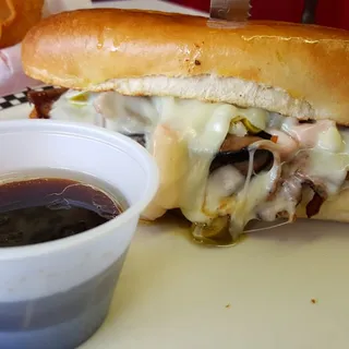 Chicago-Style Italian Beef Sandwich