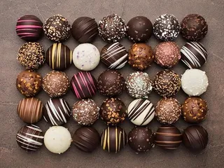 Square Market and Cafe