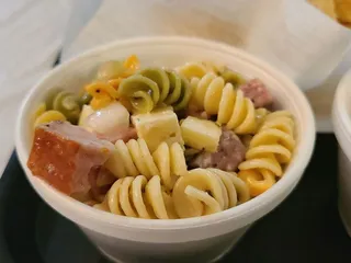 Guyreino's Deli & Catering